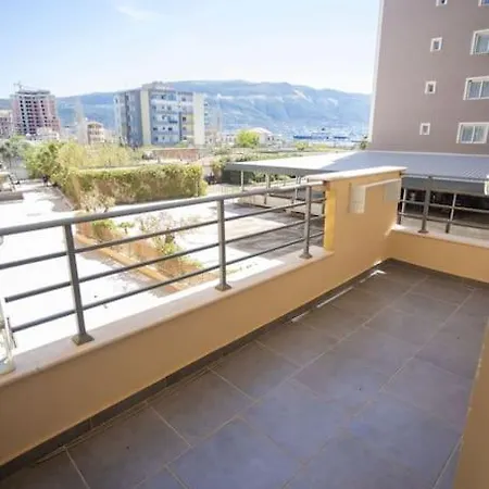 Side Comfort Flat 1 Vlore
