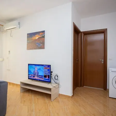 Side Comfort Flat 1 Vlore
